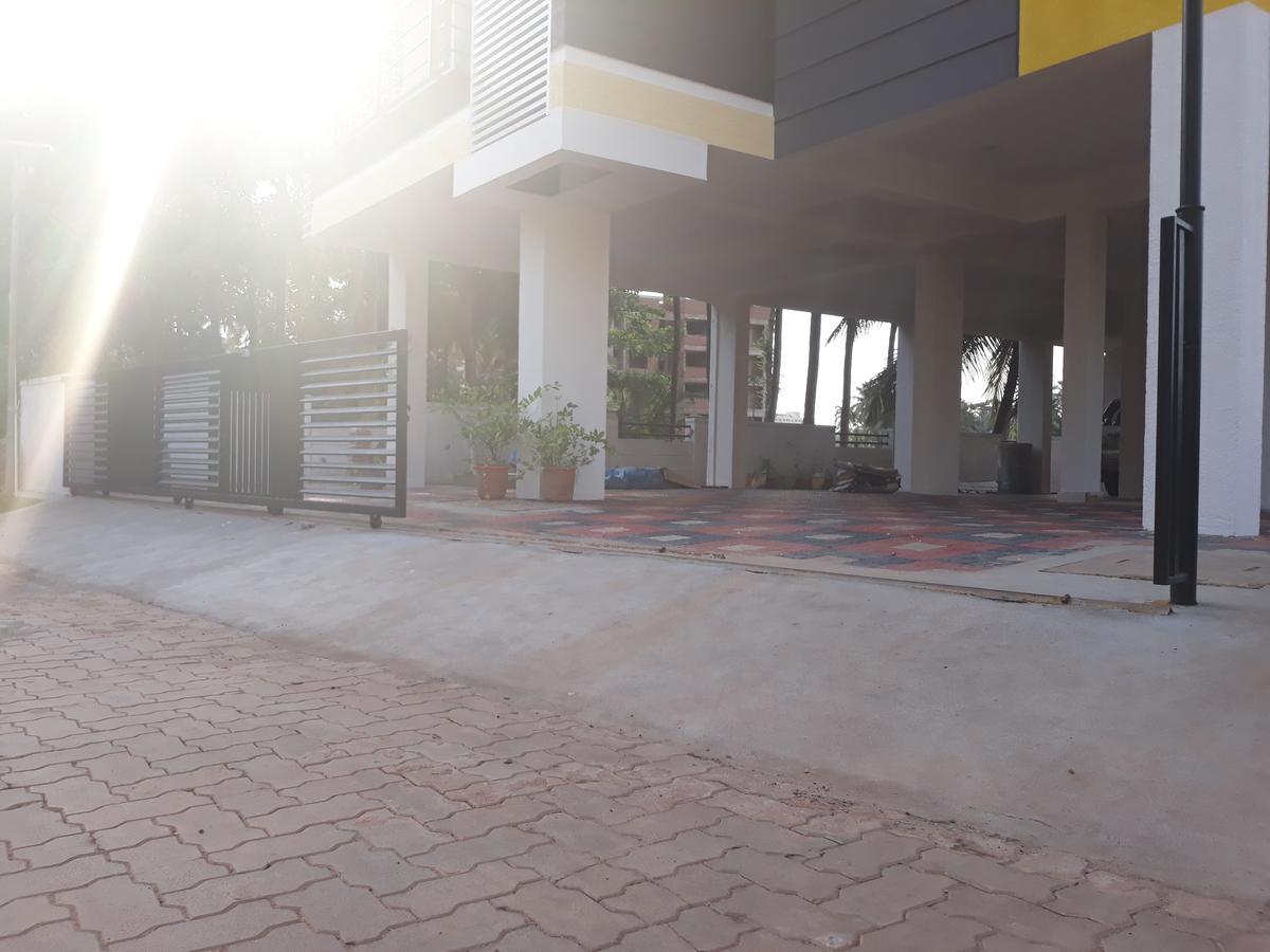 Apartamento Aikya Mangalore Exterior foto