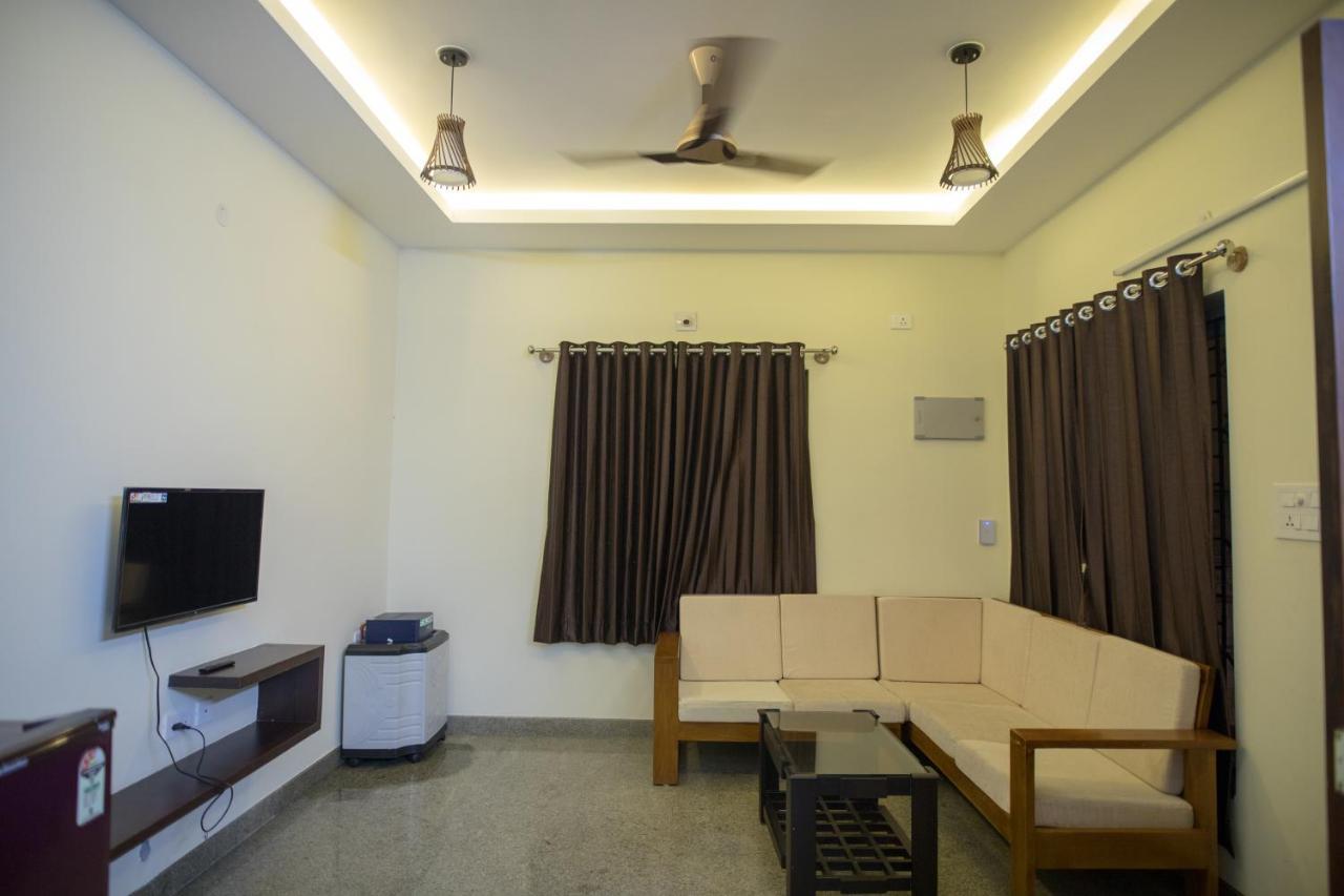 Apartamento Aikya Mangalore Exterior foto