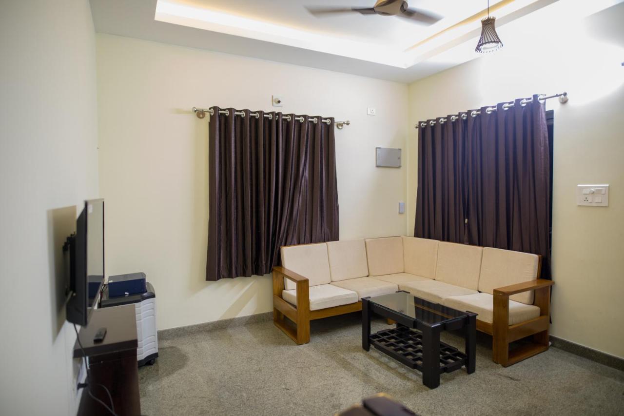 Apartamento Aikya Mangalore Exterior foto